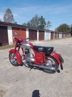 Jawa 250 353 - 2