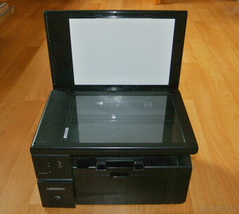 Laserová multifunkční tiskárna HP Laserjet M1132 - čtěte - 2