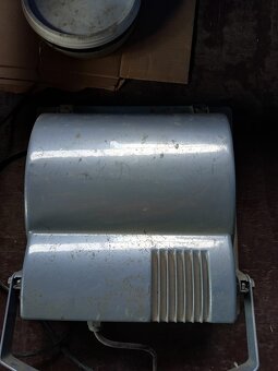 Reflektorové svítidlo 400W IP65 - 2