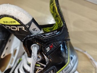 Hokejové brusle Bauer vapor X3 vel. 27 - 2