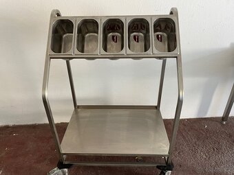 Vozík na příbory a tácy - 2