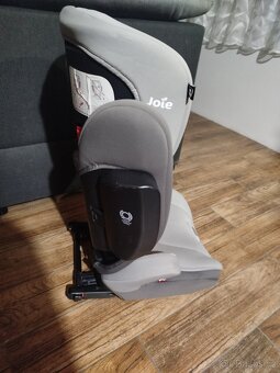 Autosedačka Joie Traver 15-36 kg - 2