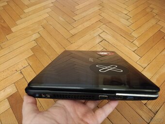 Notebook Acer Aspire E1-531 – vhodný na díly nebo opravu - 2
