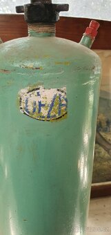 kovový tlakový postřikovač - 2