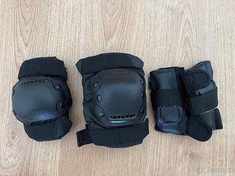 Chrániče OXELO vel. M - 2