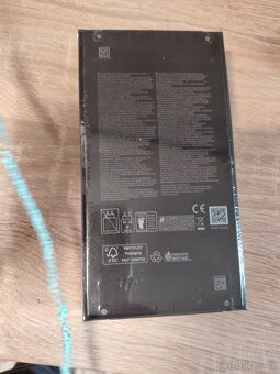 Samsung Galaxy S24 - 2