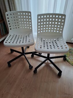 Pracovní židle Ikea Skalberg, bílé/ černé - 2