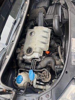 VW Touran 1,9 tdi 2009 - 2