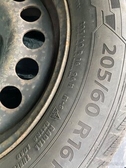Plechové disky 16” 5x112 a zimní pneu 205/60/R16 - 2