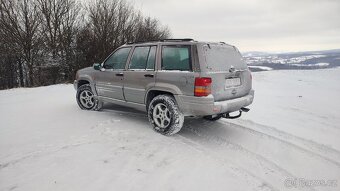 Jeep Grand Cherokee 5.9 - 2