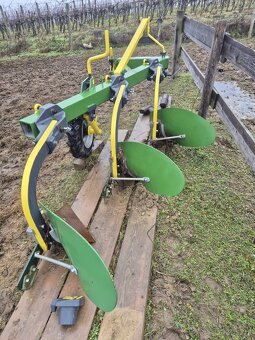 Pluh troják roudnický - 2