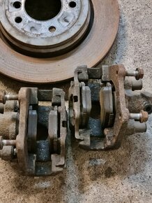 Brzdy BMW E46 330i, 330D možný upgrade- již pouze zadní - 2