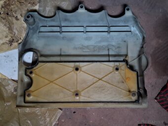 Ford Puma 1.7 Kryt motoru - 2