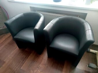 Křeslo šedé kožené /koženkové - 2