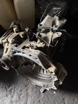 Škoda octavia převodovka DUU 1.6 i - 2