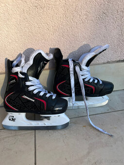 Chlapecké lední brusle 32-36 - 2