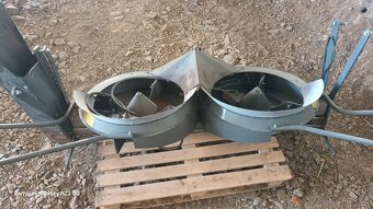 Metač plev Claas Tucano - 2