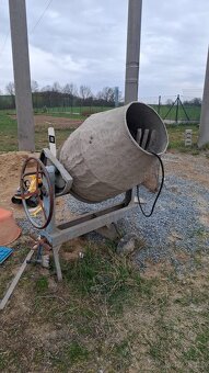 Stavební míchačka - 2