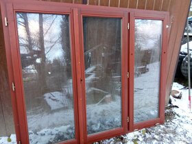 Dřevěné trojkřídlé okno s dvojsklem 147x180 - 2