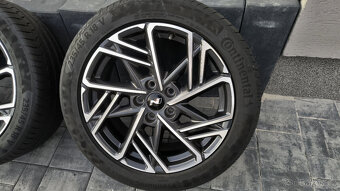 18 originál HYUNDAI KONA N-Line ☀️Continental 235/45R18 TMPS - 2