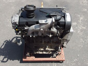 Motor Škoda Fabia RS 1.9TDi/96 kW/BLT - 2