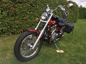 Suzuki vs 1400 Intruder - 2
