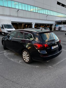 Opel Astra Sport Tourer 2,0 CDTI - 2