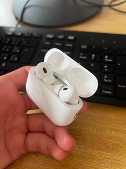 Apple AirPods Pro (2. generace) - 2