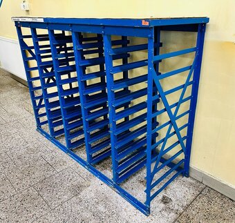 Železný suvný regál - 2