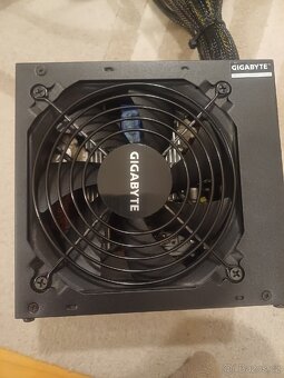 Gygabite zdroj 650w 80+ bronze - 2