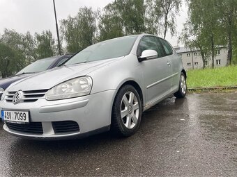 VW Golf 5 1.9 TDI 77kW PD hatchback - 2
