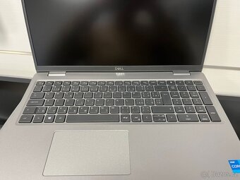 ✨Dell Latitude 5520✨ - 2