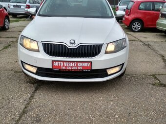 ŠKODA OCTAVIA COM 4x4 III 1,6 TDi,77 KW,NAVIG,ESP,KLIMA,ČR. - 2