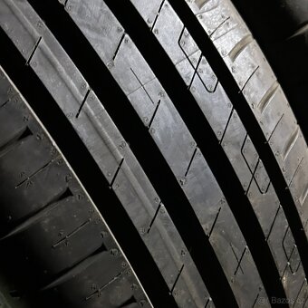 Letní pneu 205/55 R17 91V GoodYear 3xjako nové 1x5mmmm - 2