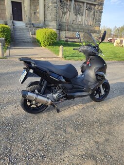 Gilera Runner 125 ST - 2