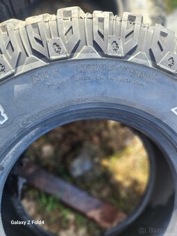 PRODÁM OFFROAD PNEUMATIKY COOPER DISCOVERER STT 285/75 R16 – - 2