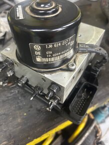 Abs octavia 1 1j0 907 379 AG - 2
