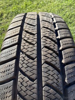Continental 215/75R16C zimní - 2