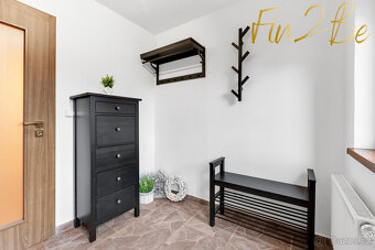 Prodej krásného domu 3+1 - 102 m2, se zahradou 628 m2, Tehov - 2