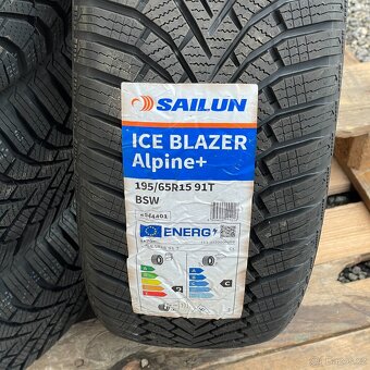 Nove Zimni pneu 165/70 R14 81T Sailun - 2