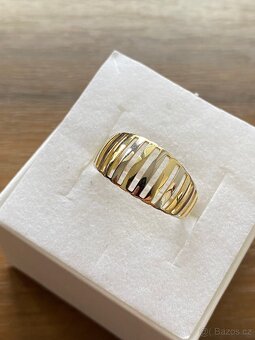 Zlatý dámský prstýnek - 2