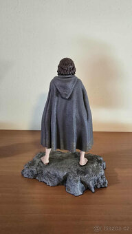 Kompletní sada sošek hobitů z Pána Prstenů od Iron Studios - 2