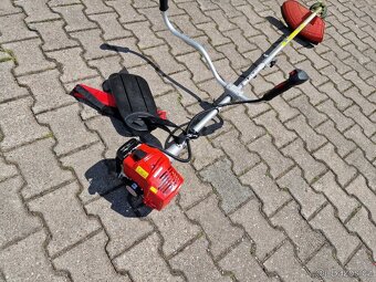 Benzínový křovinořez HECHT 128 BTS - 2