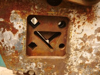 pákové nůžky na profily - 2