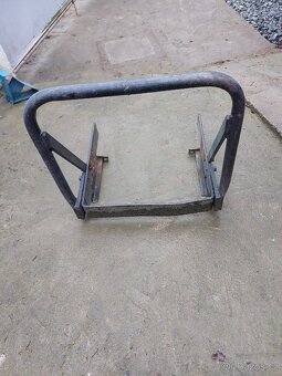 Přední ochranný rám Zetor - 2