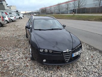 Alfa Romeo 159 ti - 2