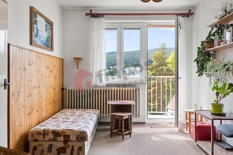 Prodej bytu 3+1 v Harrachově s balkonem - 2