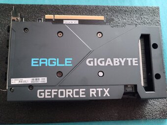 Gigabyte GeForce RTX 3050 EAGLE 6GB – plně funkční - 2
