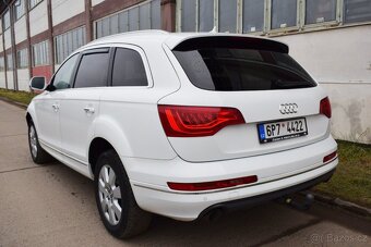 Audi Q7 3.0TDi 4X4/FACELIFT/TAŽNÉ/BOSE - 2