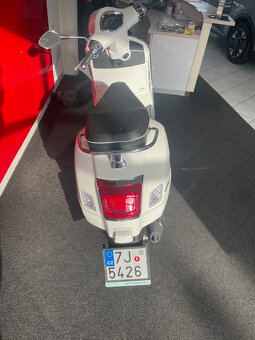 Vespa GTS 125 - 2
